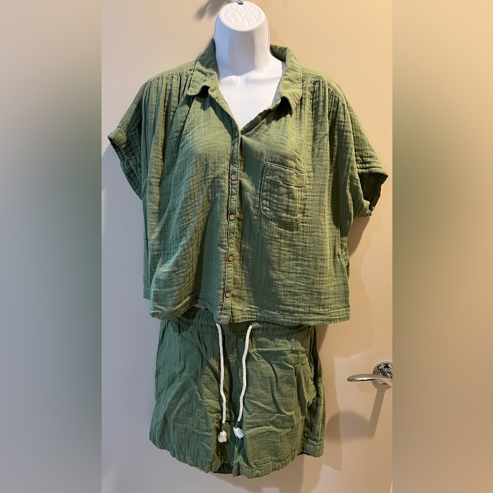 Old Navy Army Green Cotton Top